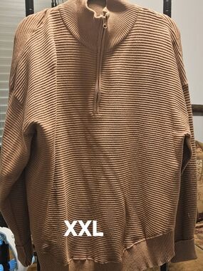 Ribbed Half-Zip Sweater in Brown - XXL